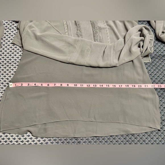 Exquisite White House Black Market Grey Tunic Size 12 - Picture 8 of 9